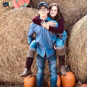 Meet your Posher, Carson